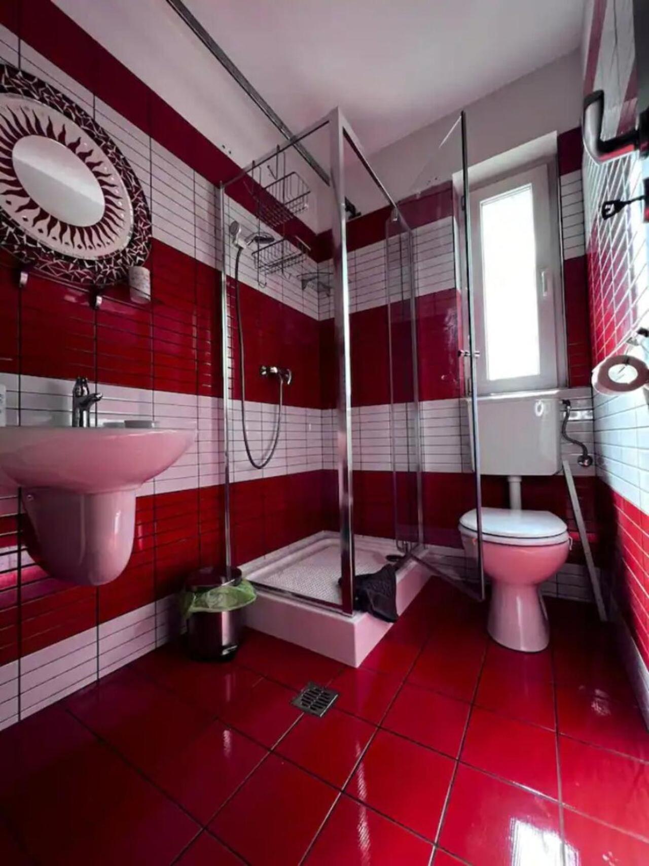 Vila Luminoasa Cu Curte Privata Bukurešť Exteriér fotografie
