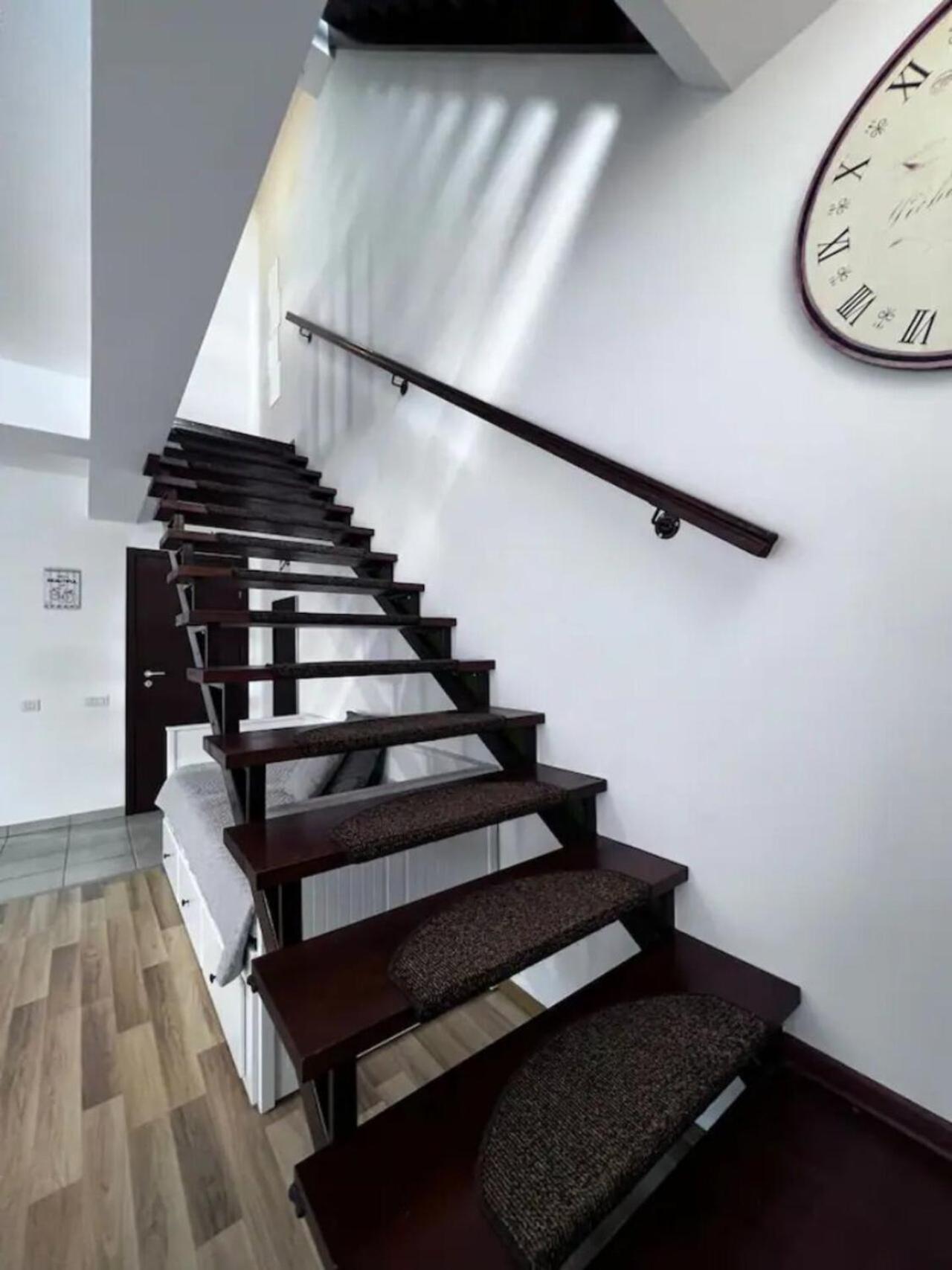 Vila Luminoasa Cu Curte Privata Bukurešť Exteriér fotografie